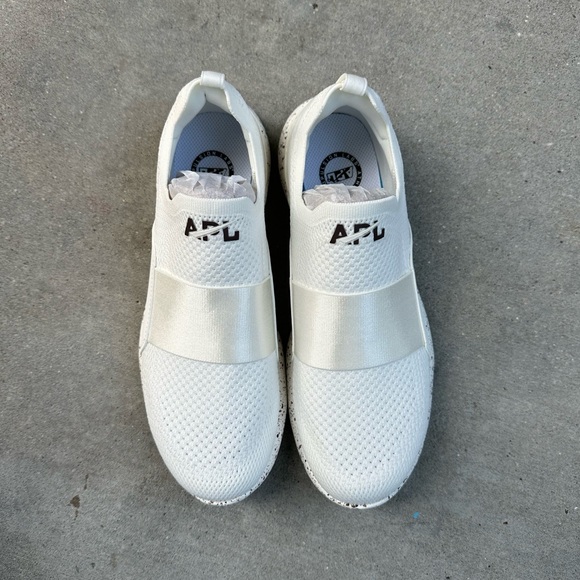 APL Women’s Techloom Sneakers - Picture 1 of 6